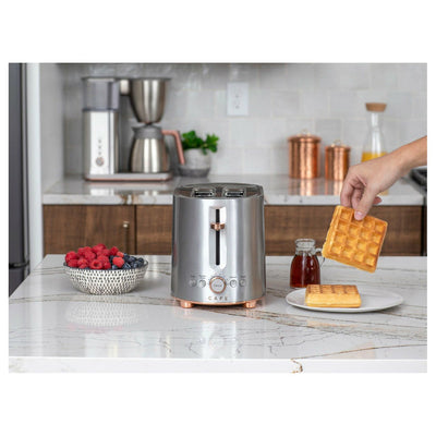Café™ Express Finish Toaster