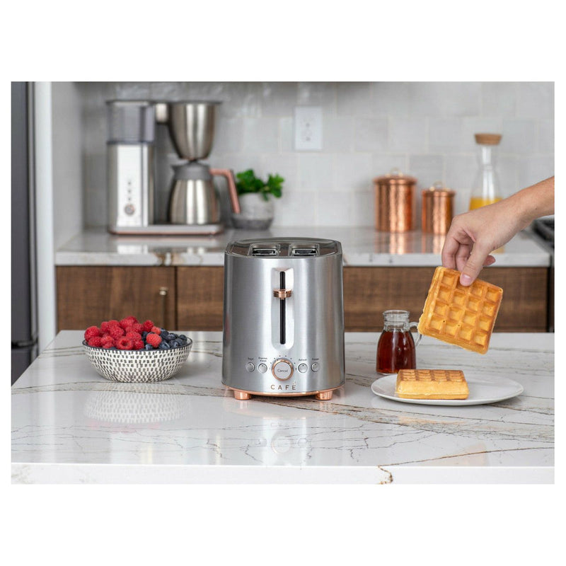 Café™ Express Finish Toaster