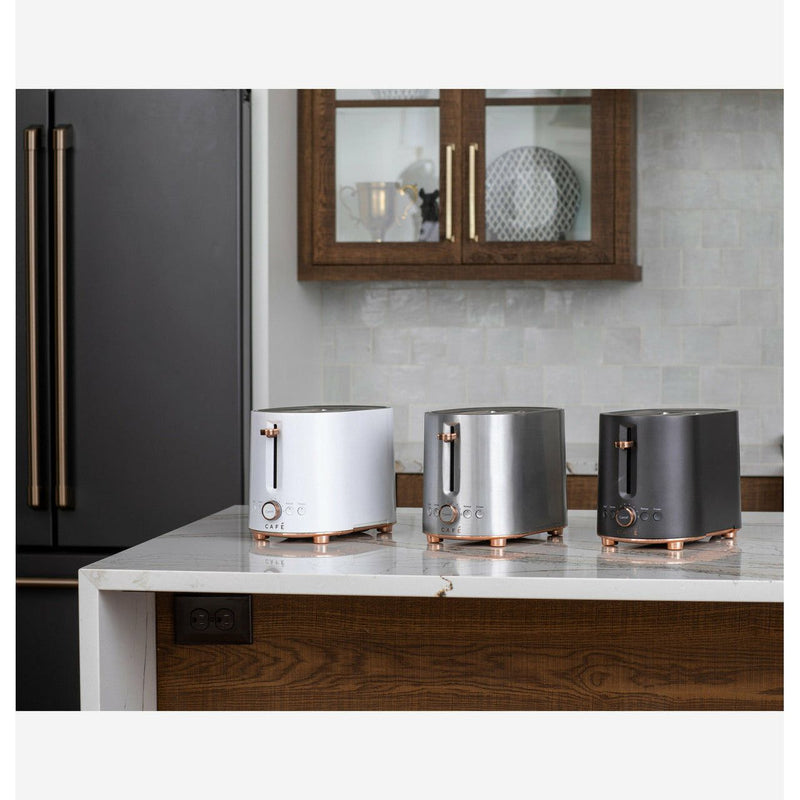 Café™ Express Finish Toaster